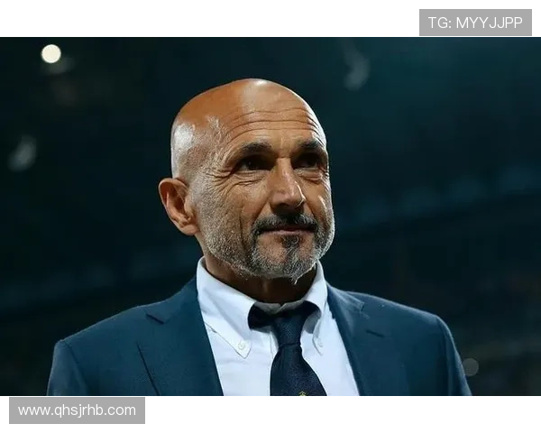 费耶诺德新赛季攻防平衡策略出炉,教练分析团队默契的重要性