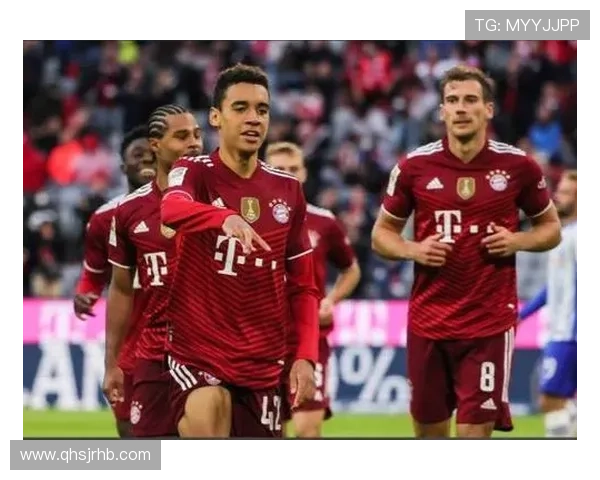 拜仁慕尼黑新赛季阵容调整表现分析：年轻球员崭露头角，球队结构焕然一新